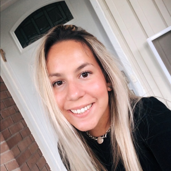 Meet your Posher, Samantha - Picture 1 of 1